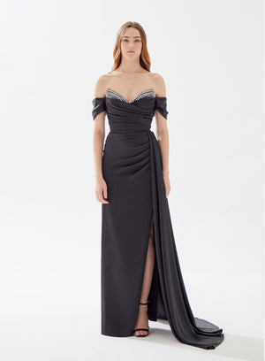 Tarik Ediz 52009 Polina Elbise Vestido de satén con hombros descubiertos