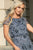 Vestido largo con cintura natural y flores bordadas de Amelia Couture IN004