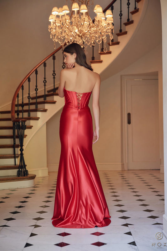 Sweetheart Neckline Long Dress T1500 by Nox Anabel 00 / Black Sweetheart Neckline Long Dress T1500 by Nox Anabel 00 / Black