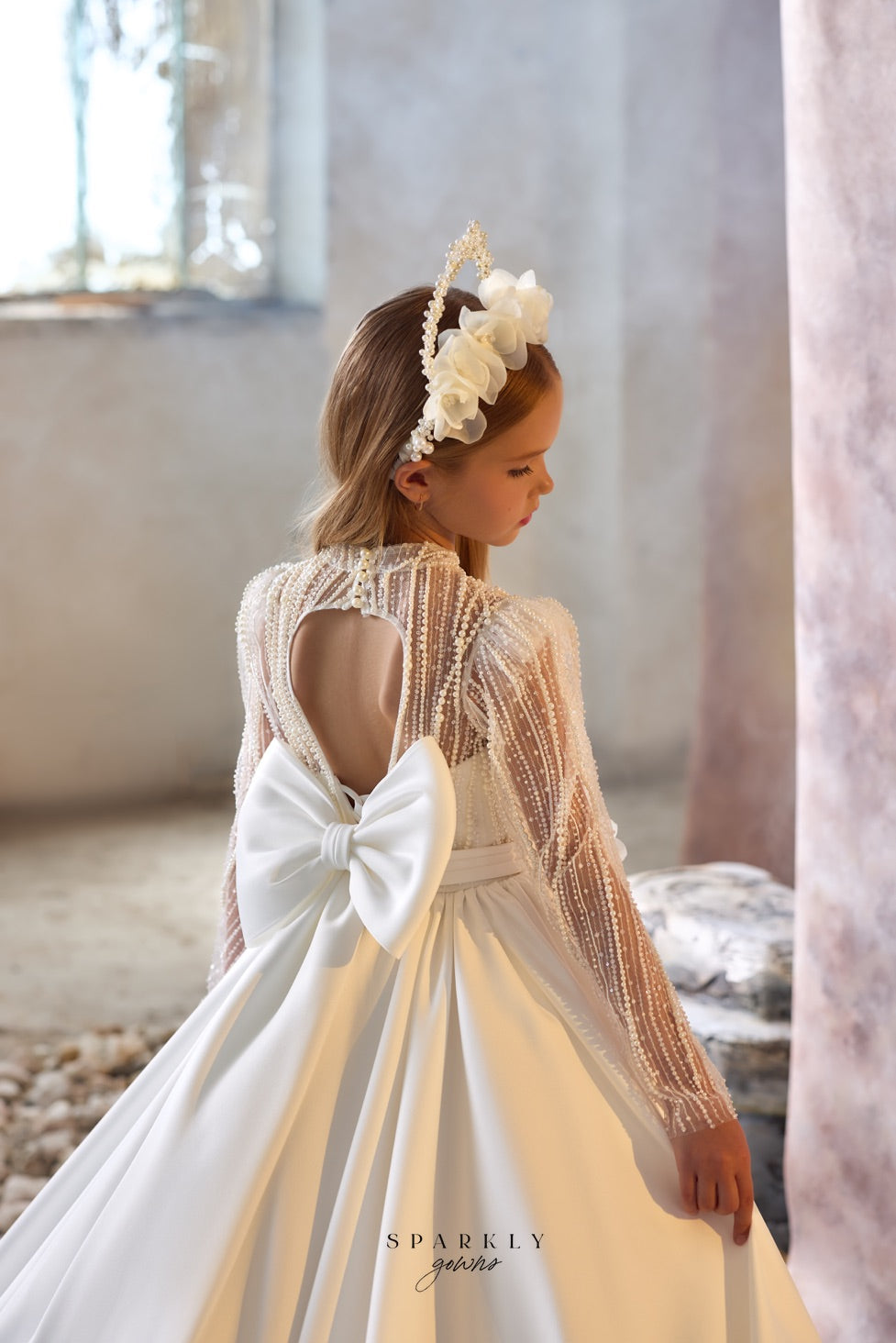 Celestial Lace First Communion Dress - Miele Moda Luxury Fashion 5/6Y (30) / Ivory / Standard: ships in 6-8 Business Weeks Celestial Lace First Communion Dress - Miele Moda Luxury Fashion 5/6Y (30) / Ivory / Standard: ships in 6-8 Business Weeks