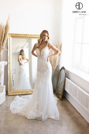 Fitted Lace  Bridal Dress Abby Lane 97201 by Lucci Lu