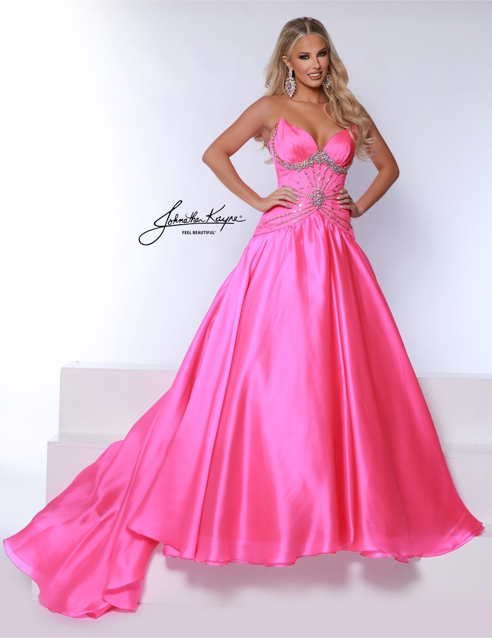 Johnathan Kayne 3045 Strapless Ball Gown 6 / Soft White Johnathan Kayne 3045 Strapless Ball Gown 6 / Soft White
