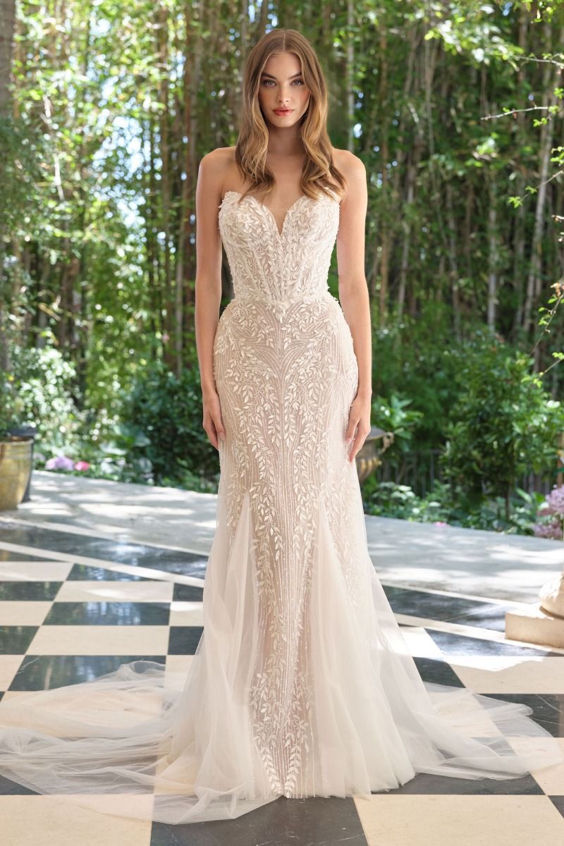 Andrea & Leo WL060 Mermaid Bridal Gown 14 / White Andrea & Leo WL060 Mermaid Bridal Gown 14 / White