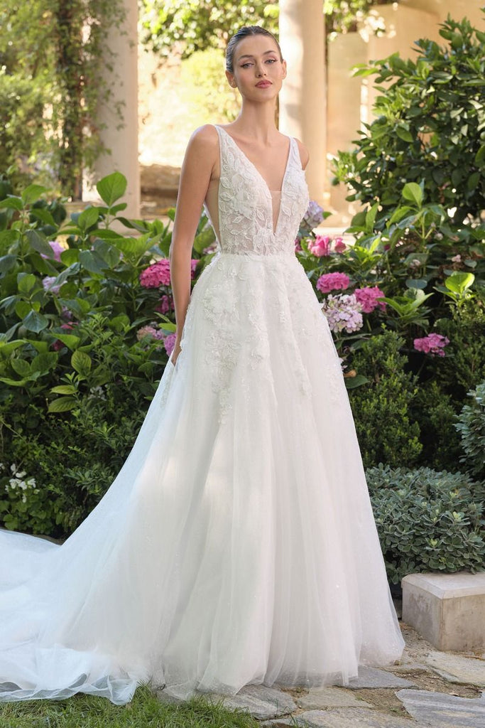 Andrea & Leo WL064 V-Neckline Wedding Dress 16 / White