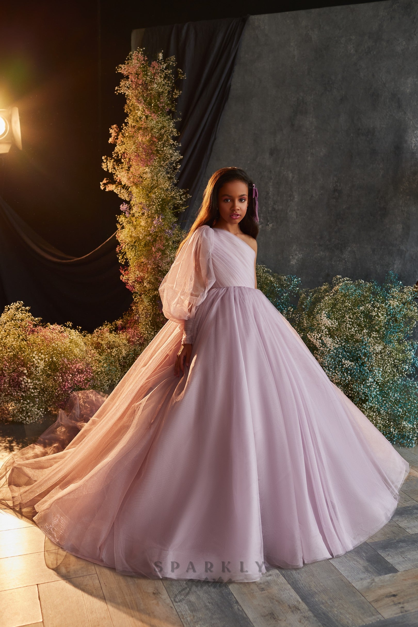 One-Shoulder Voluminous Sleeve Princess Ball Gown Skirt Flower Girl Co Sparkly Gowns One-Shoulder Voluminous Sleeve Princess Ball Gown Skirt Flower Girl Co Sparkly Gowns