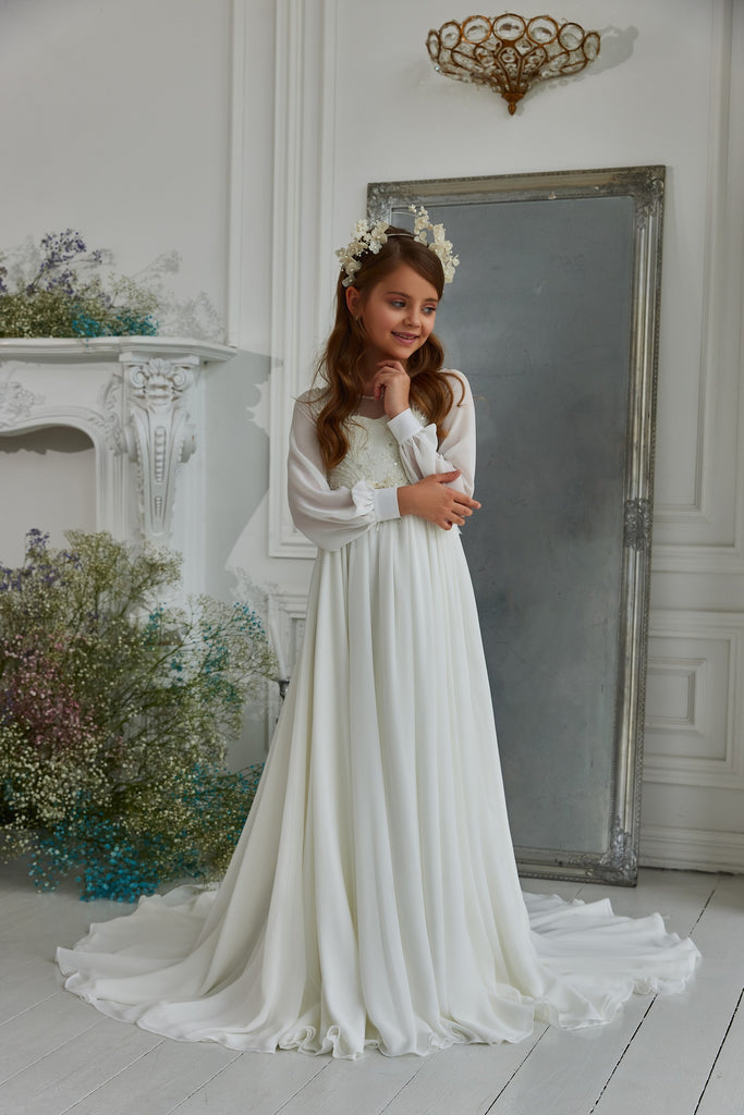 Long Sleeves Detailed Top First Communion Dress Celestial 3315 Pre-Order 5-6 Years / Ivory / No Train Long Sleeves Detailed Top First Communion Dress Celestial 3315 Pre-Order 5-6 Years / Ivory / No Train