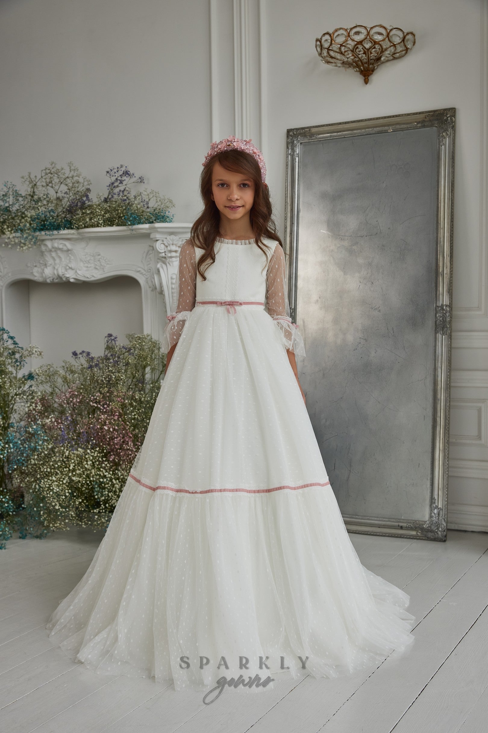 French Sleeves Classic Style Dotted Tulle First Communion Dress Celestial 3316 Pre-order 4 years / As in the photo Ivory French Sleeves Classic Style Dotted Tulle First Communion Dress Celestial 3316 Pre-order 4 years / As in the photo Ivory