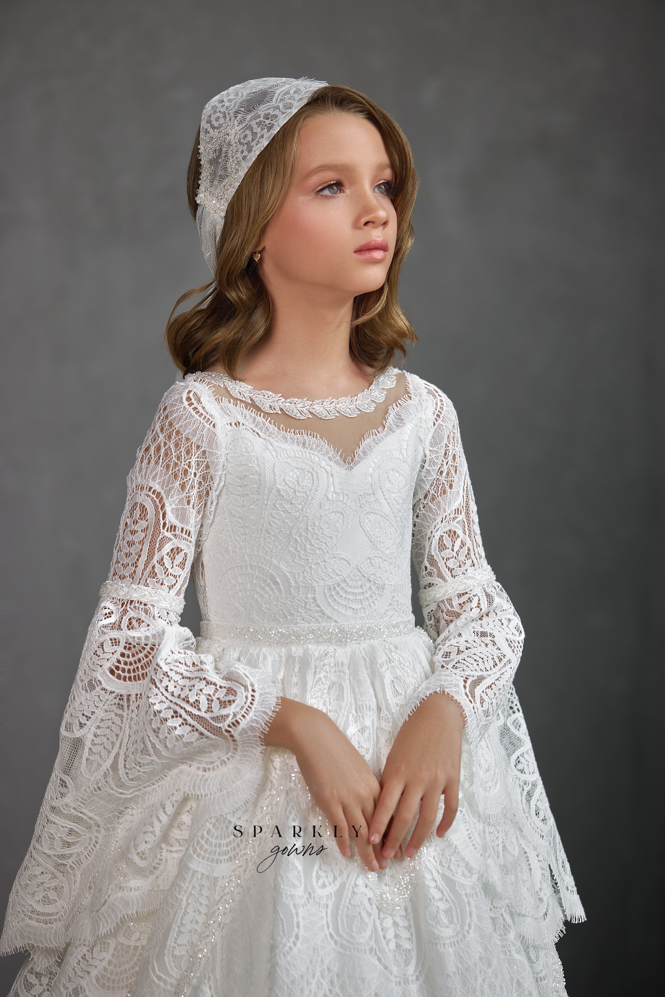 INTRICATE LACE COMMUNION GOWN WITH BELL SLEEVES Size 7-8 INTRICATE LACE COMMUNION GOWN WITH BELL SLEEVES Size 7-8