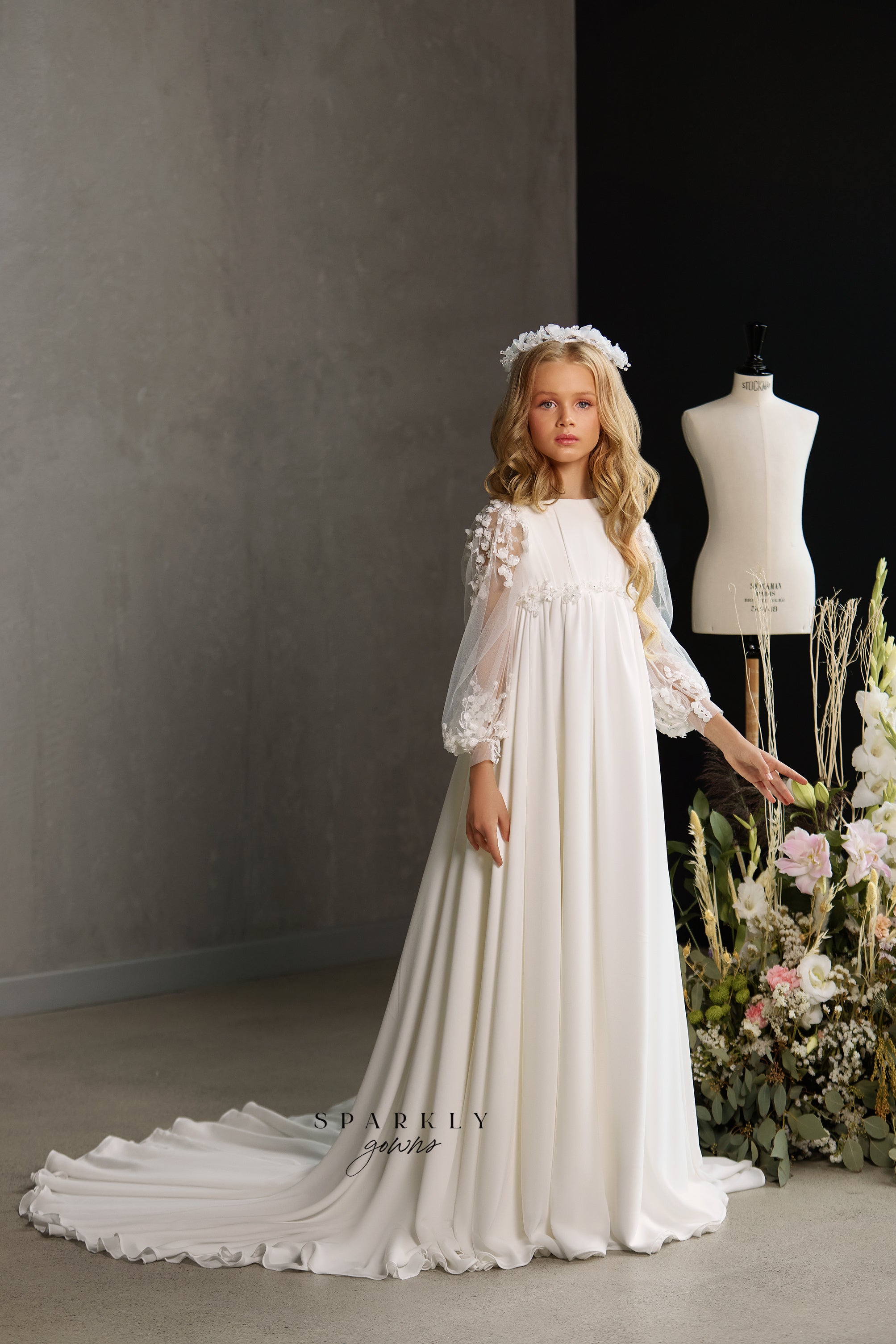 first holy communion dress long sleeve Amazon.com: HYGLJL Long Flower Girls White First Communion Dress Long-Sleeve Dresses Wedding Ball Gowns: Clothing, Shoes & Jewelry