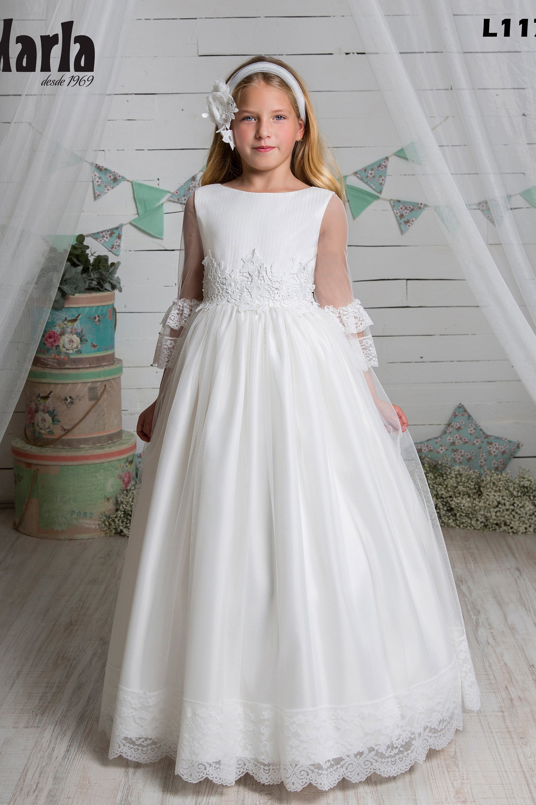 Tulle and Lace Classic Skirt Marla L117 Spanish Communion Gown Pre-Order 9 / As in the photo (Light Beige) Tulle and Lace Classic Skirt Marla L117 Spanish Communion Gown Pre-Order 9 / As in the photo (Light Beige)