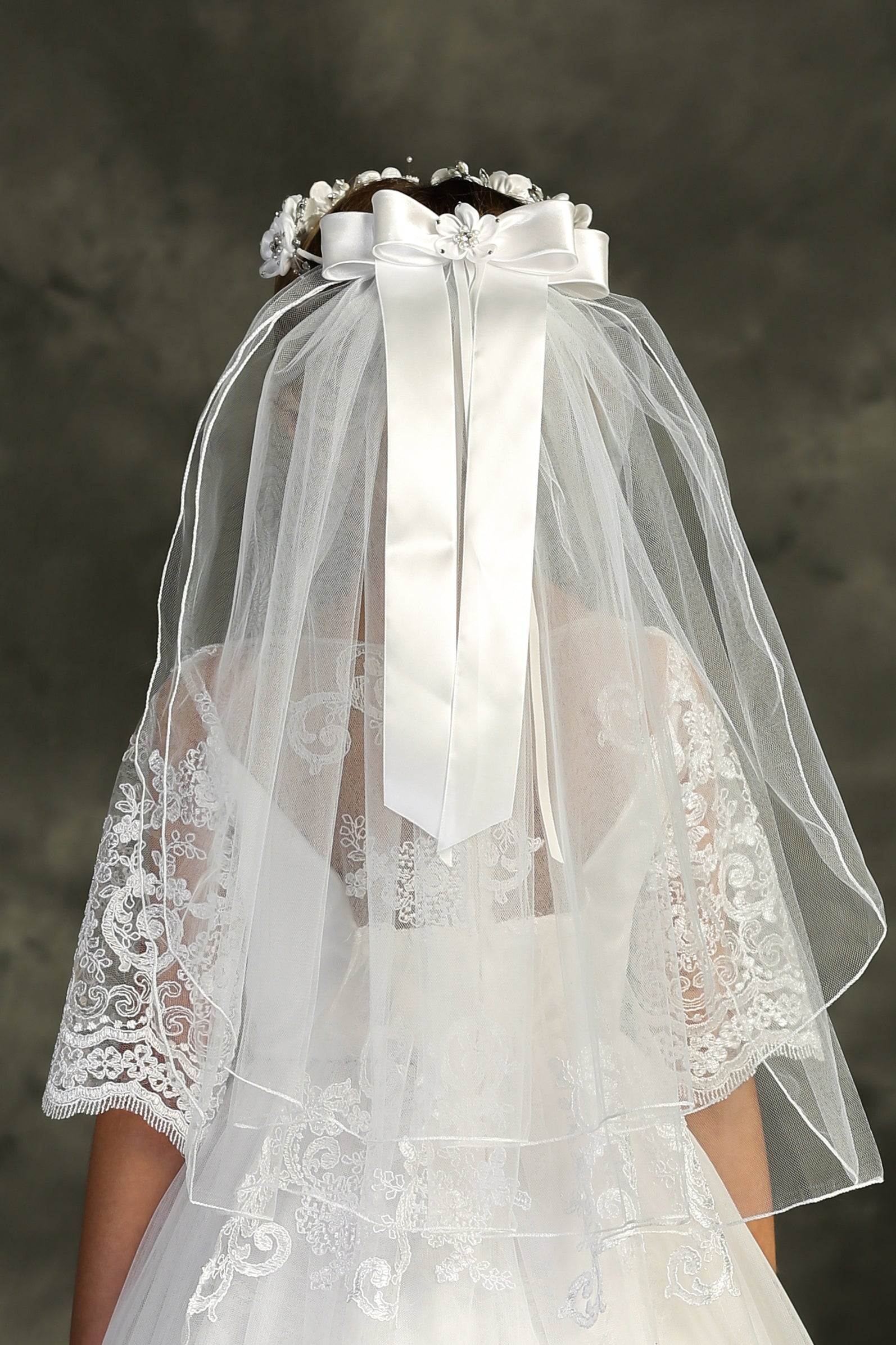 White Flower Pearl Crown Veil First Communion Flower Girl