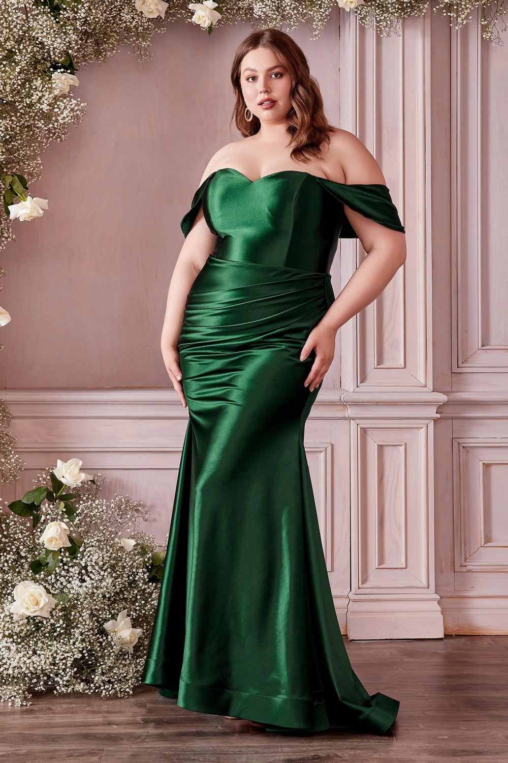 Plus Emerald Green Sweetheart Neck Midi Dress